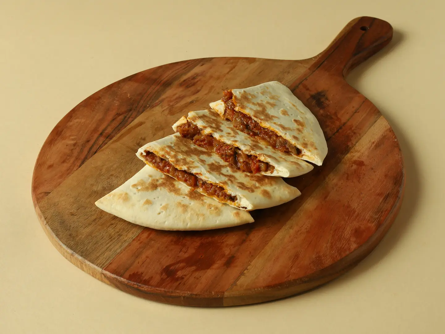 فطيرة حمسة باذنجان