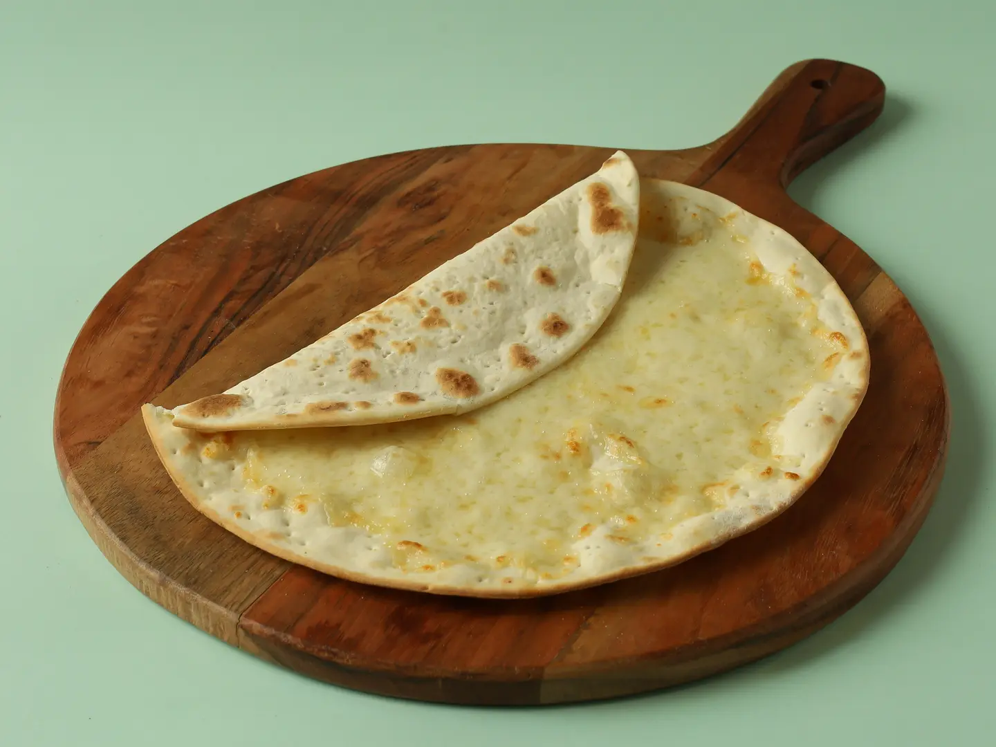 منقوشة جبن قشقوان