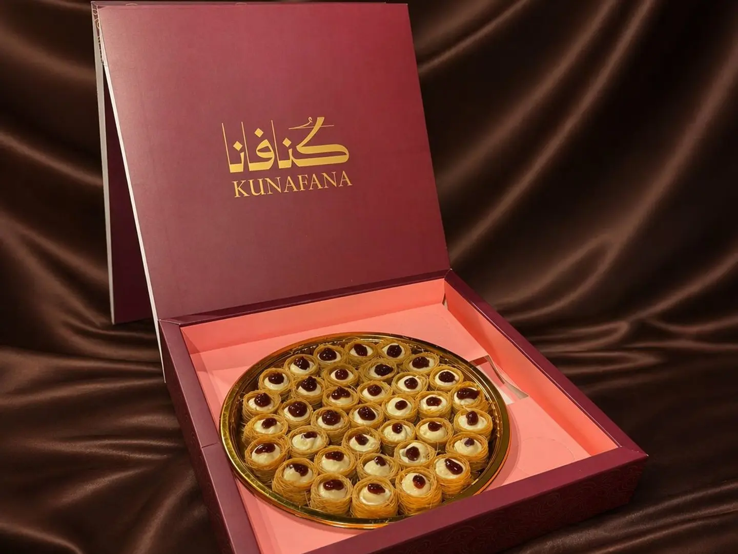 تشيز كيك بالكنافه والبلوبيري