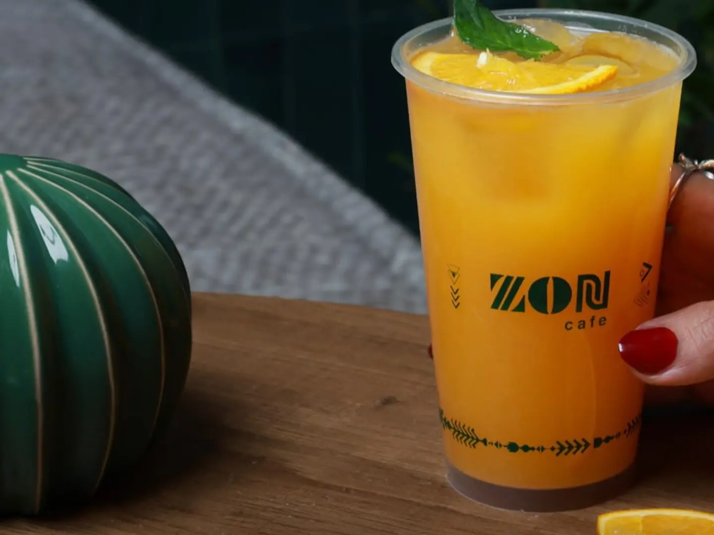 عصير برتقال فريش