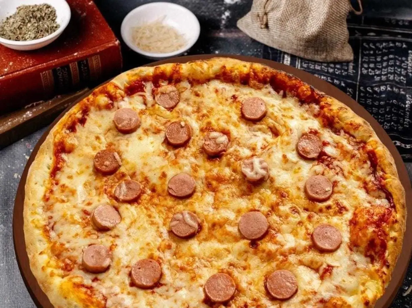 Hot Dog Pizza