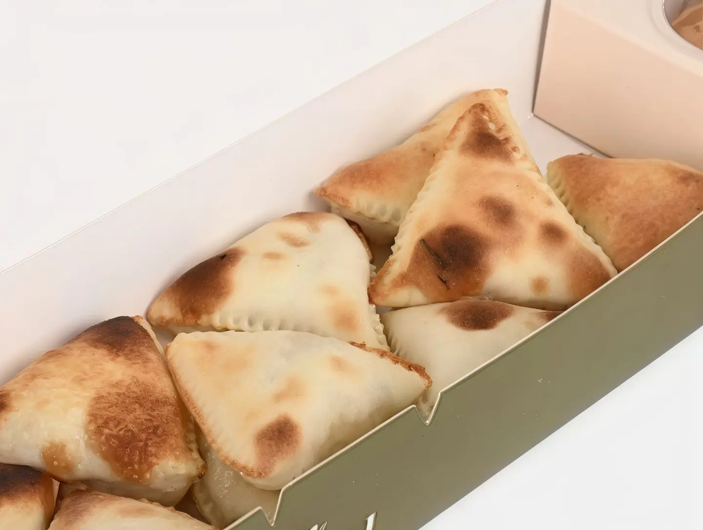 Halloumi Pesto Sambosa