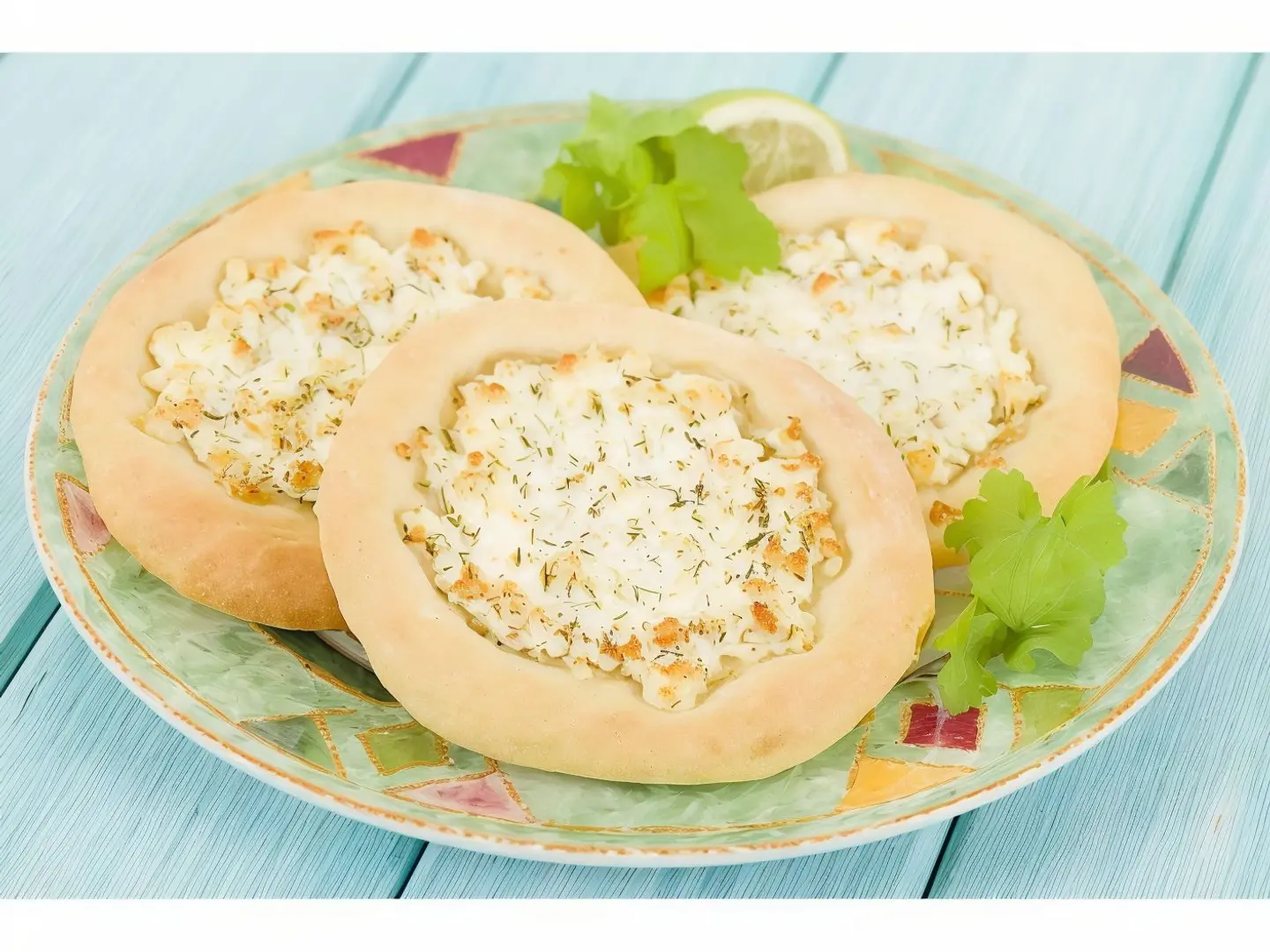 صفائح شامية بالجبن - صغير