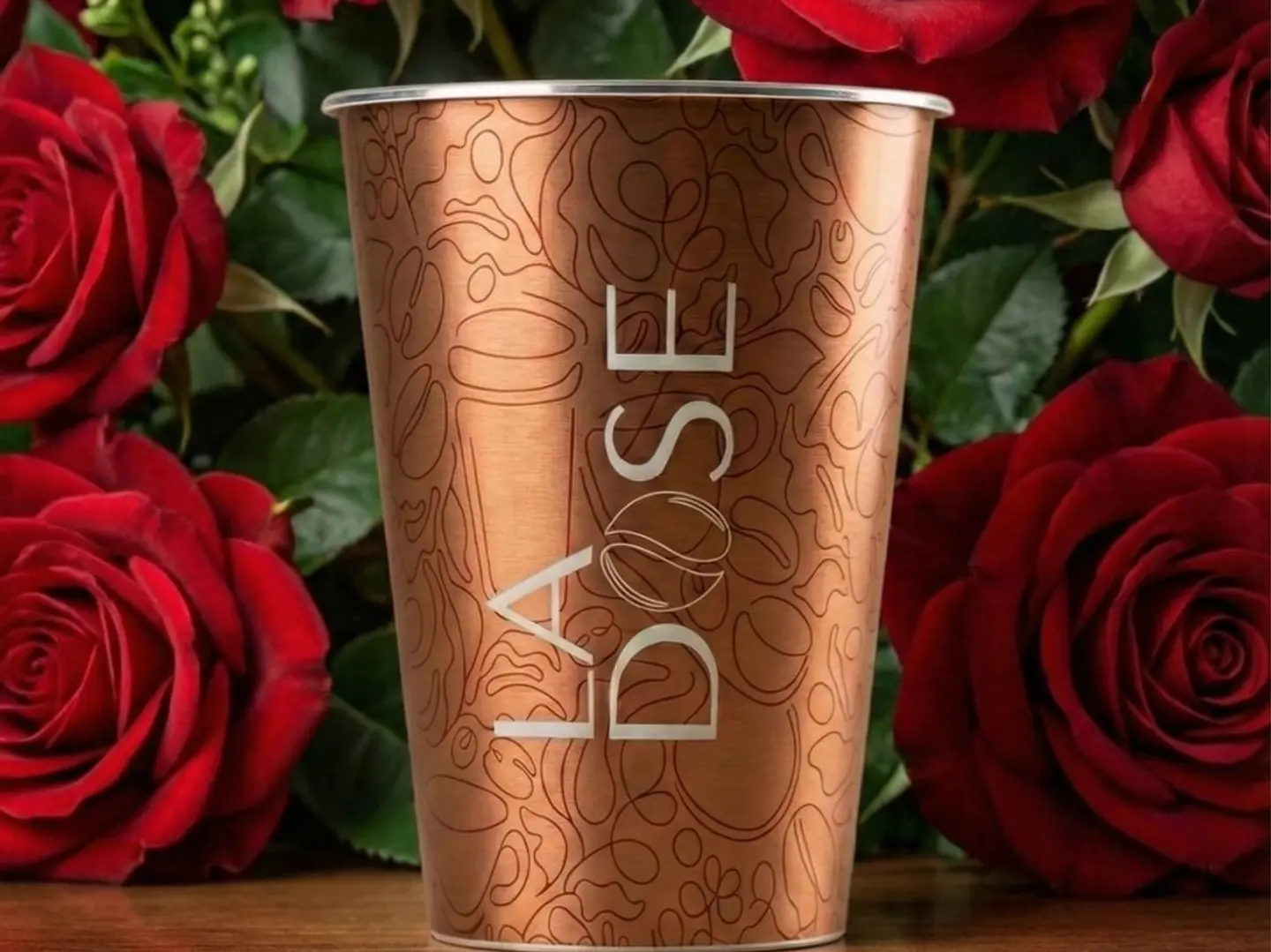 V 60 Cool, Luxurious Medina Roses