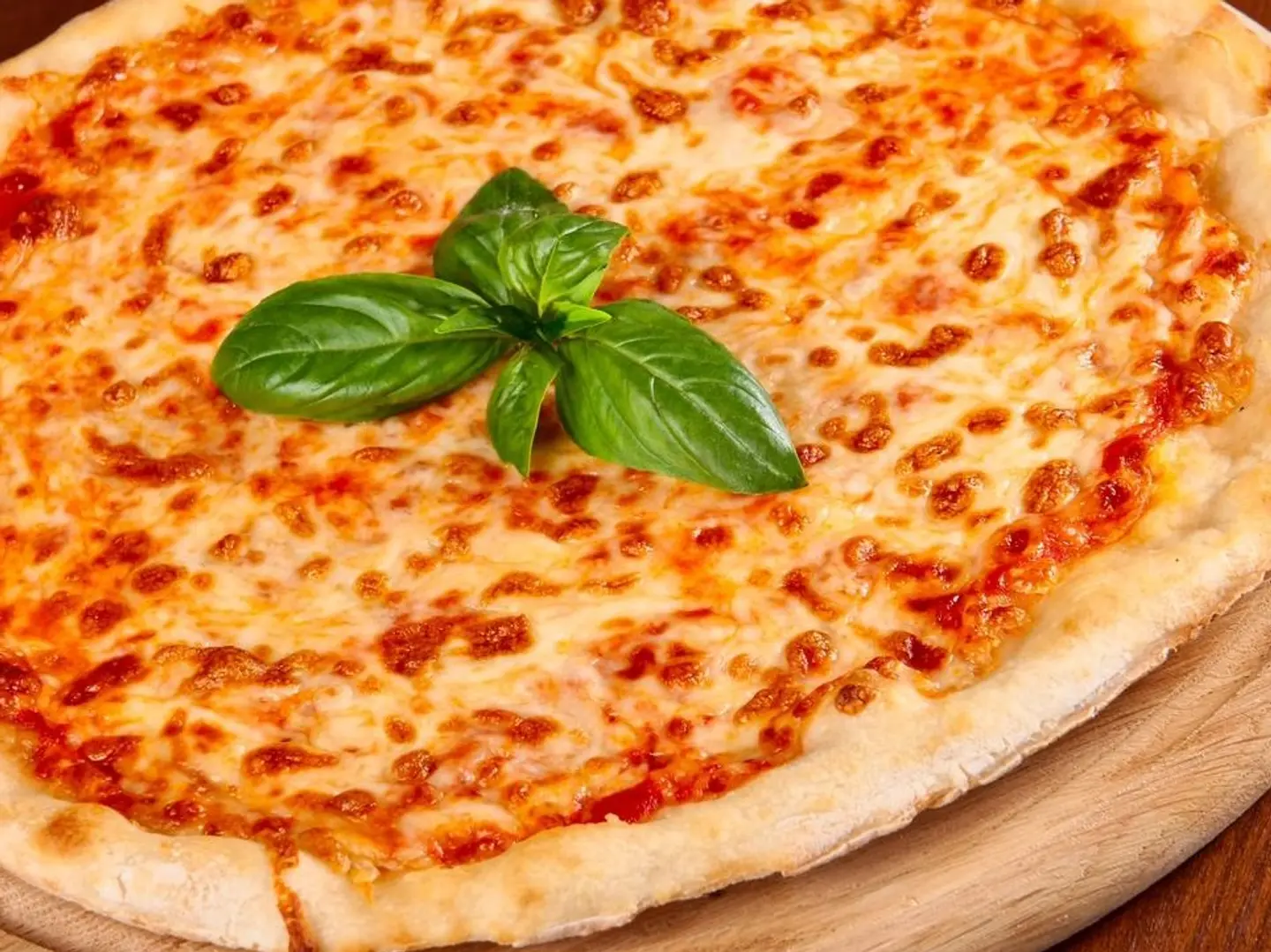 Cheese And Thyme Pizza