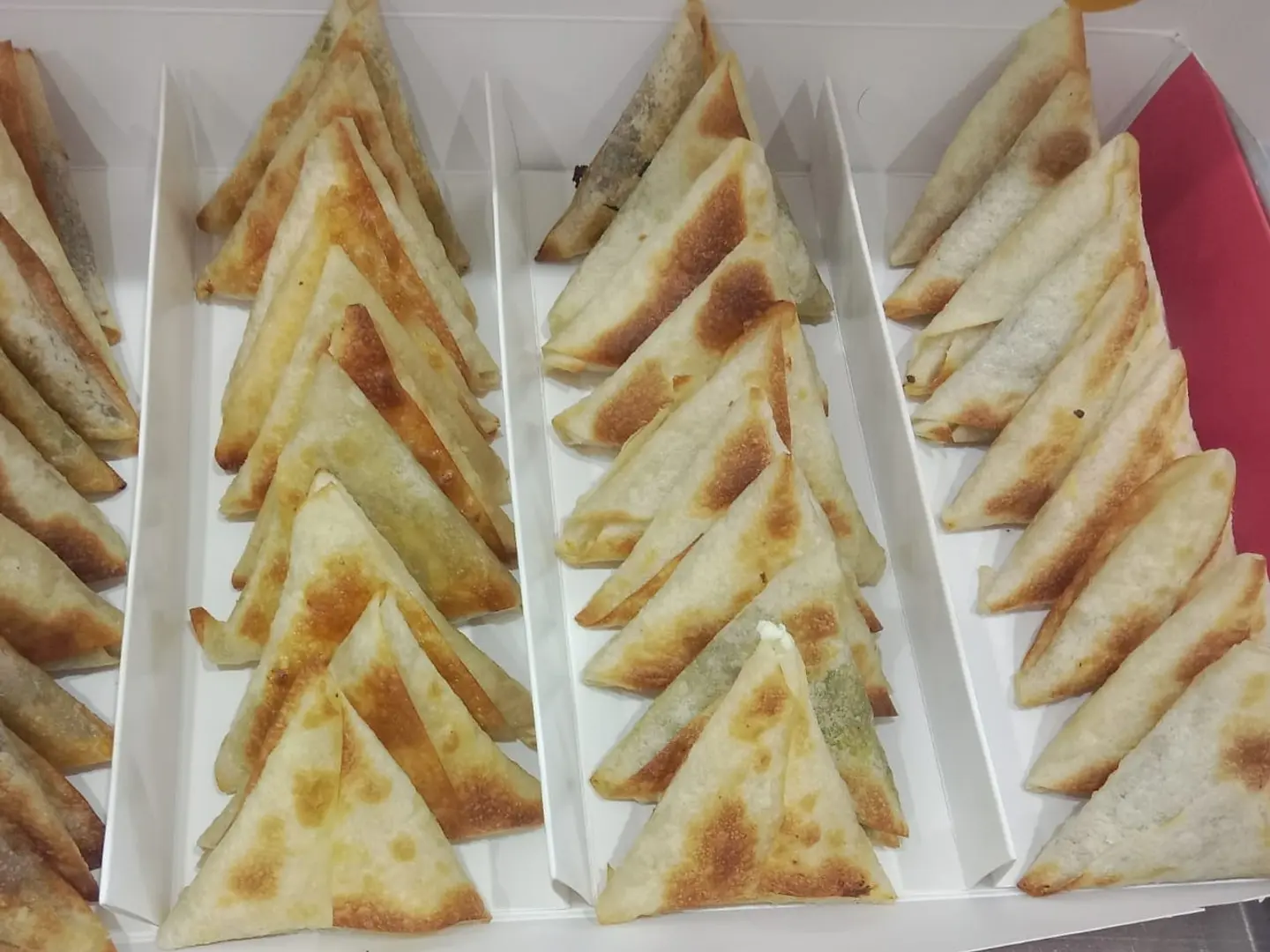 Small Box (Fried Sambosa) 23 Pcs