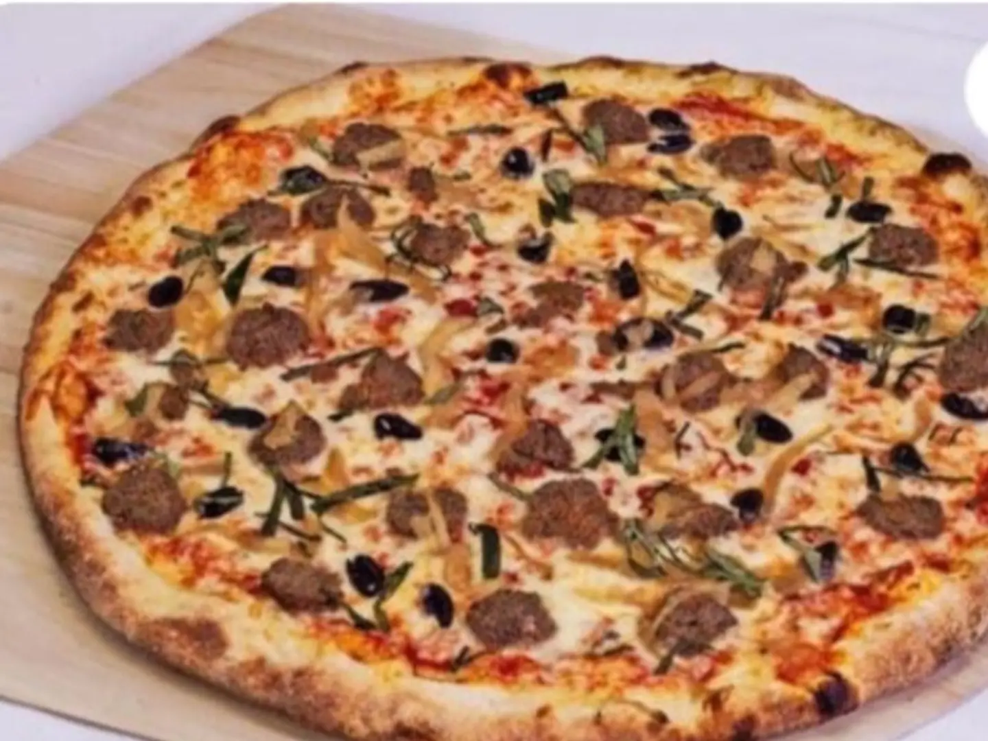 بيتزا لحم وسط