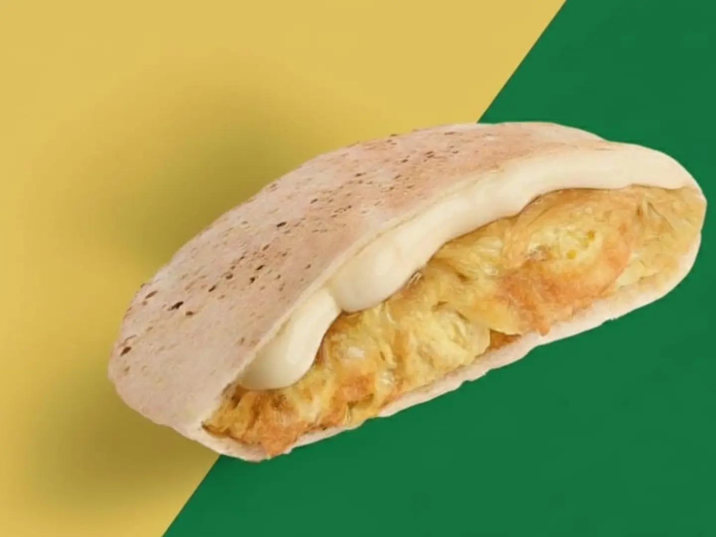 بيض مقلي ساندويتش