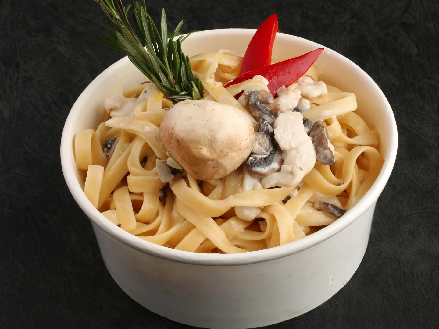 باستا فيتوتشيني