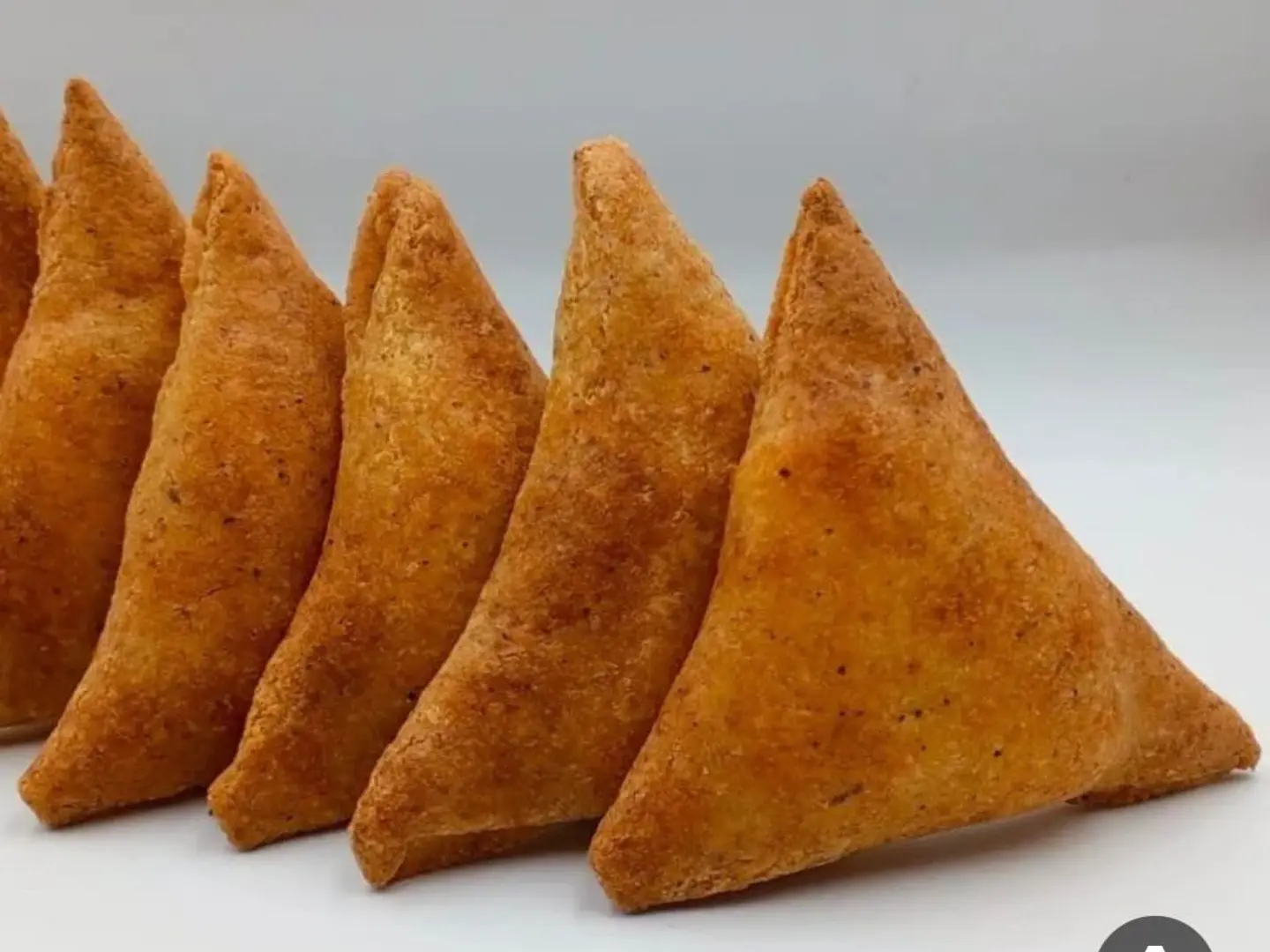 Chicken Samosa 4 Pieces