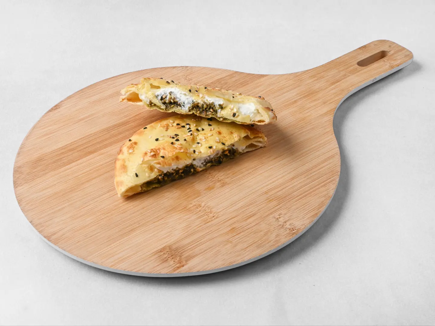 زعتر باللبنه