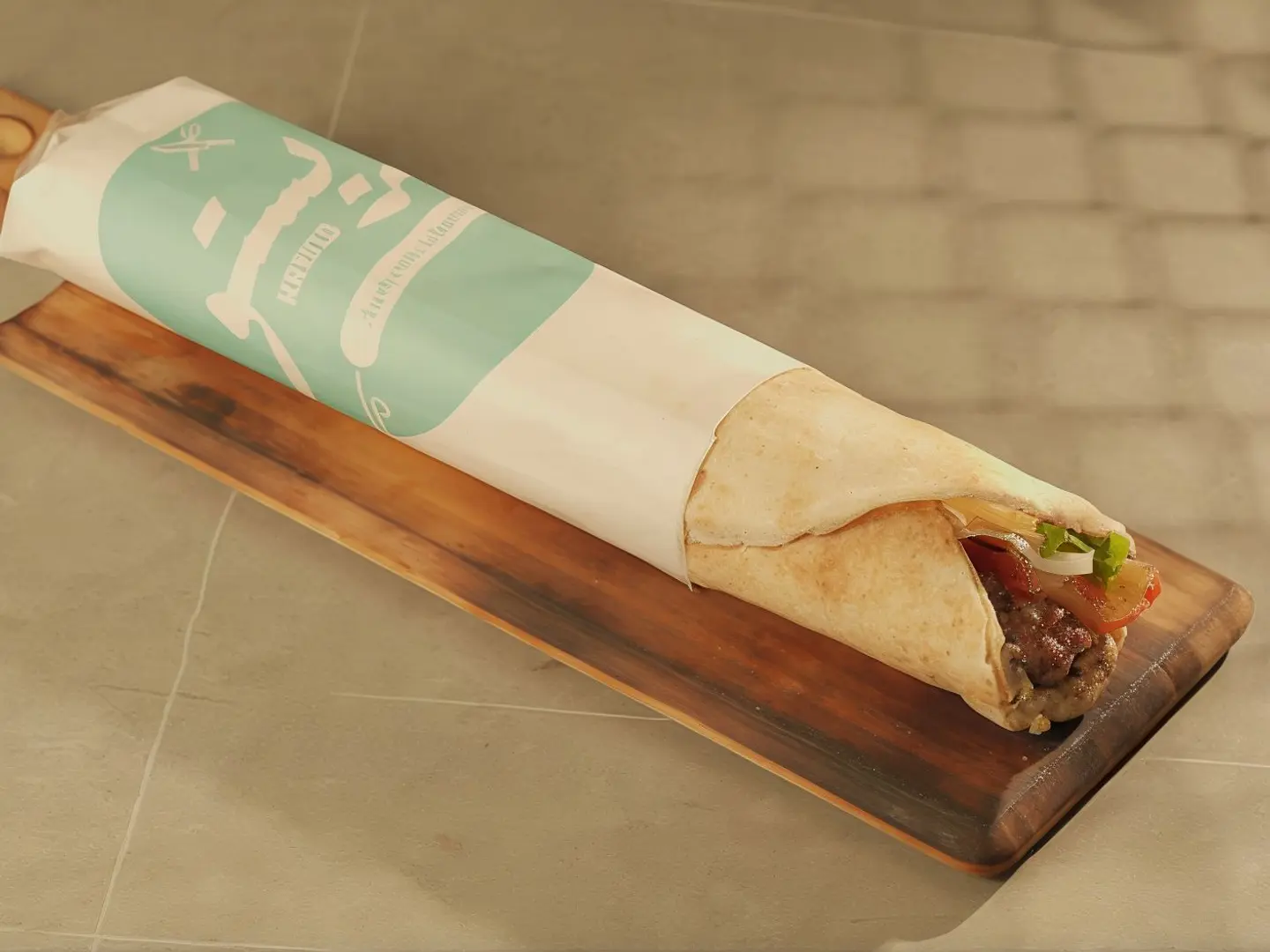 ساندويش كباب لحم