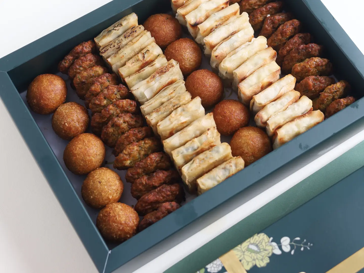 Large Mix Box