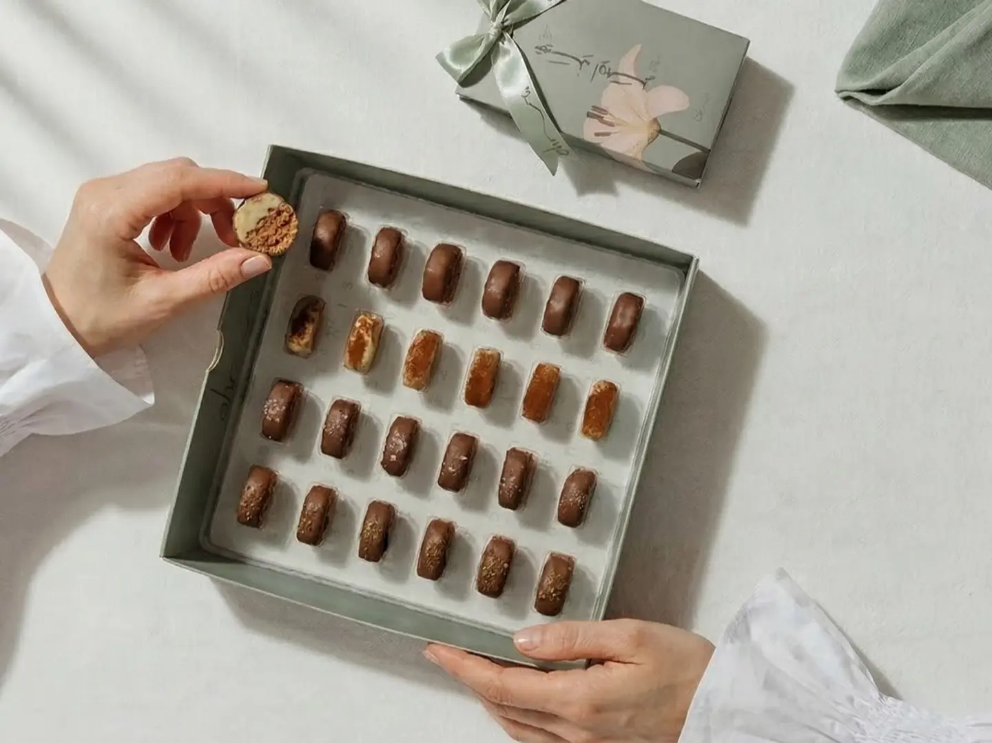 Box Mini Ohm's 36 Piece