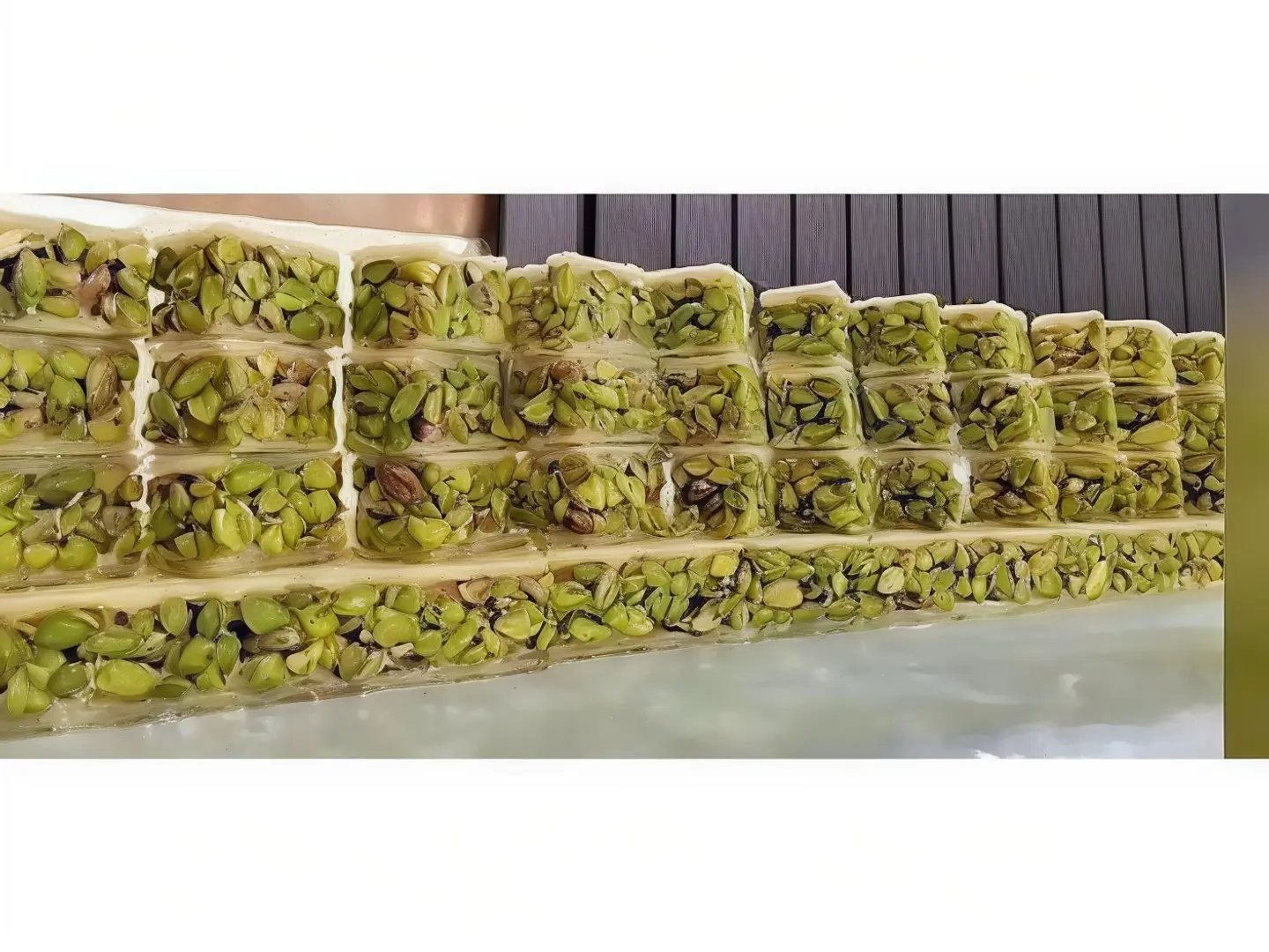 Ballorea Pistachio Beida