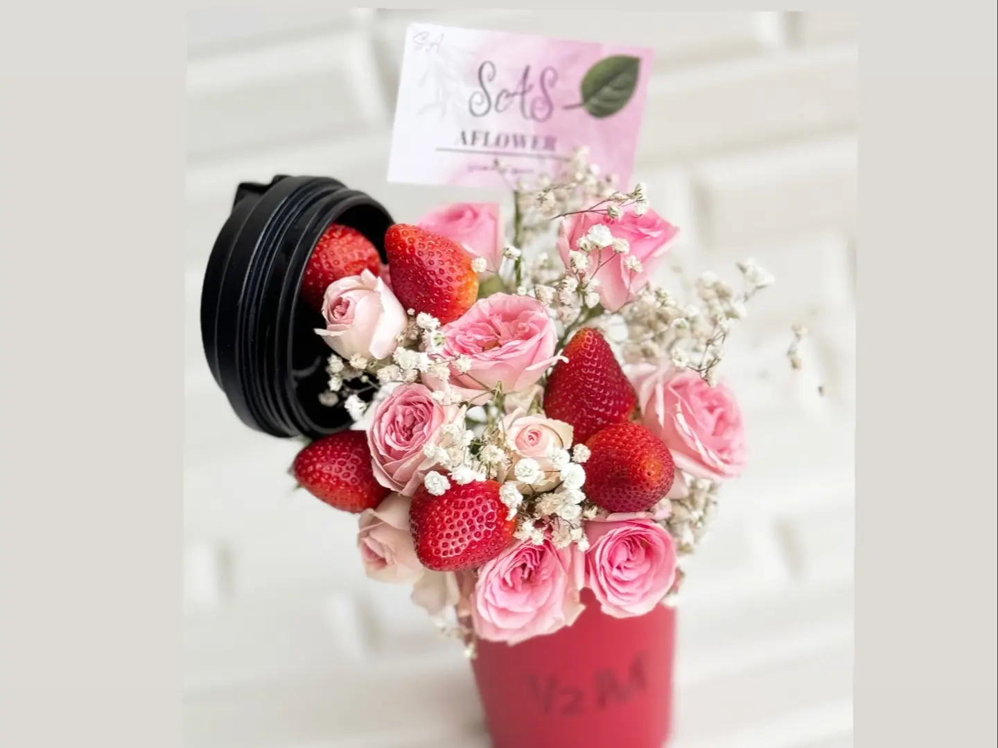 مق احمر من هاف مليون