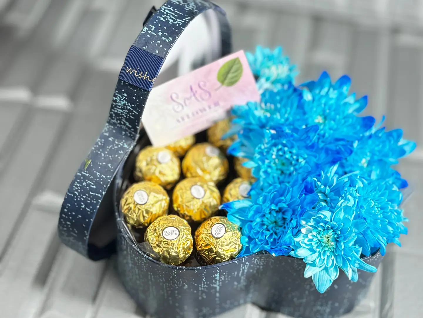 صندوق القلب الكحلي