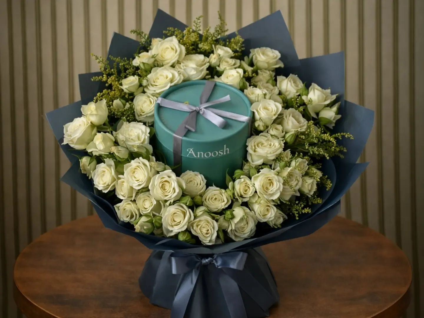 باقة ناعمه مع شوكلاته انوش