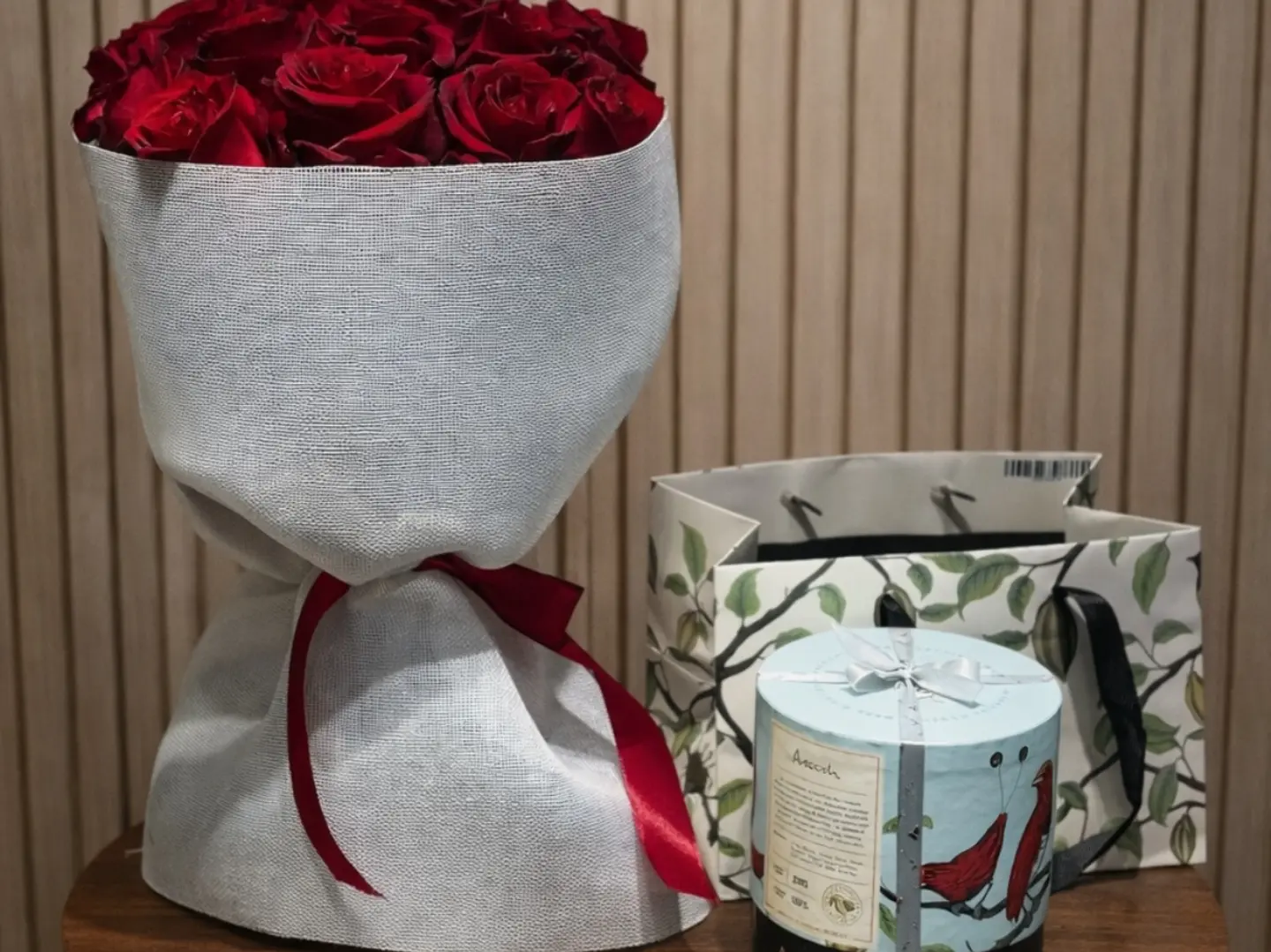 باقة ورد مع شوكلاتة انوش