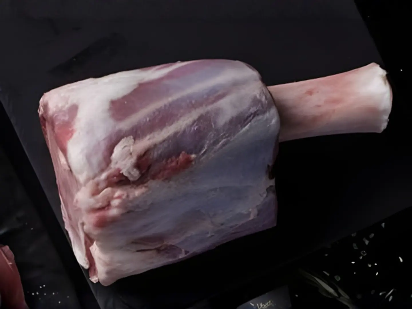 Al Tarouti Veal Shanks With Bone 500 Gm