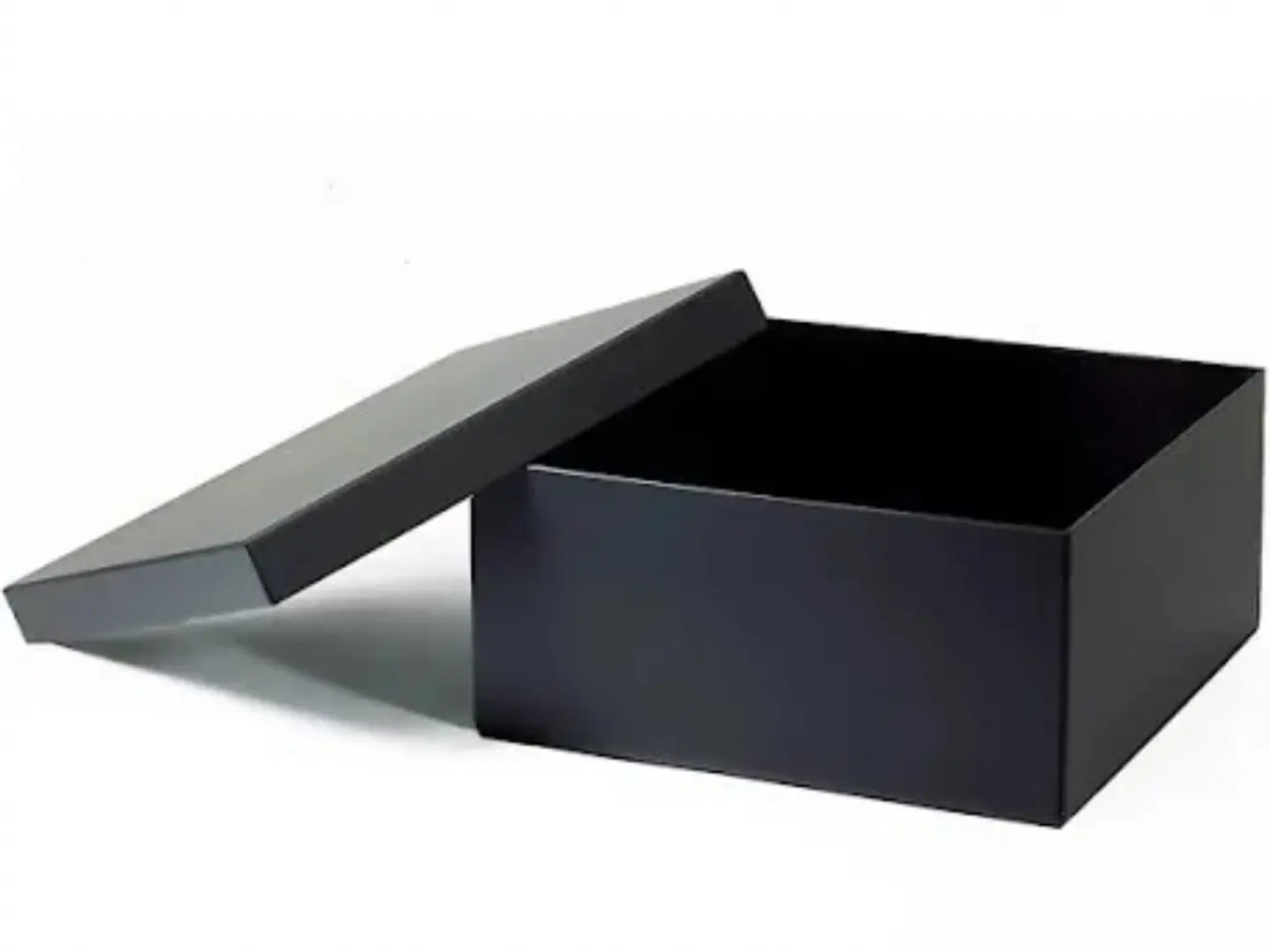 بوكس اسود كبير