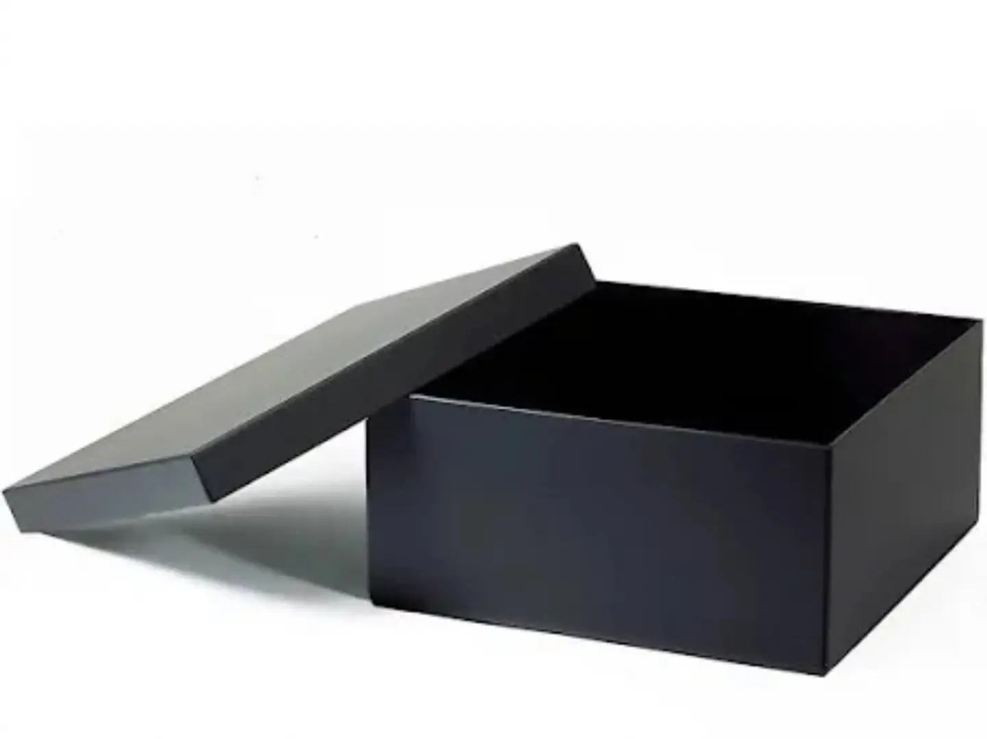 بوكس اسود صغير