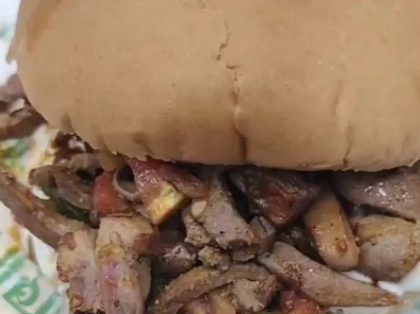 Round Sandwich With Liver