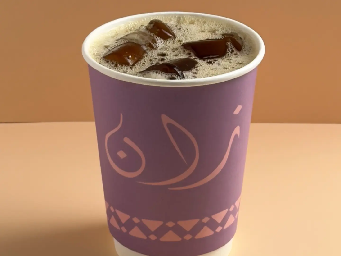 قهوة اليوم حجم كبير بارد