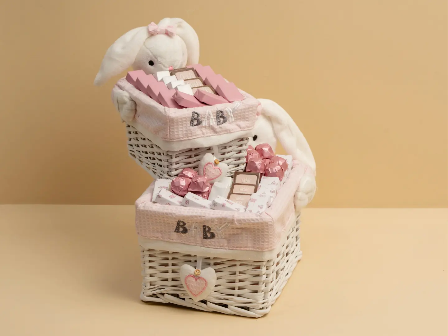 خوص دورين بناتي