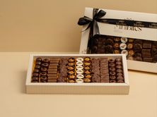 علبة شوكولاتة سويسري مكشوف كبير
