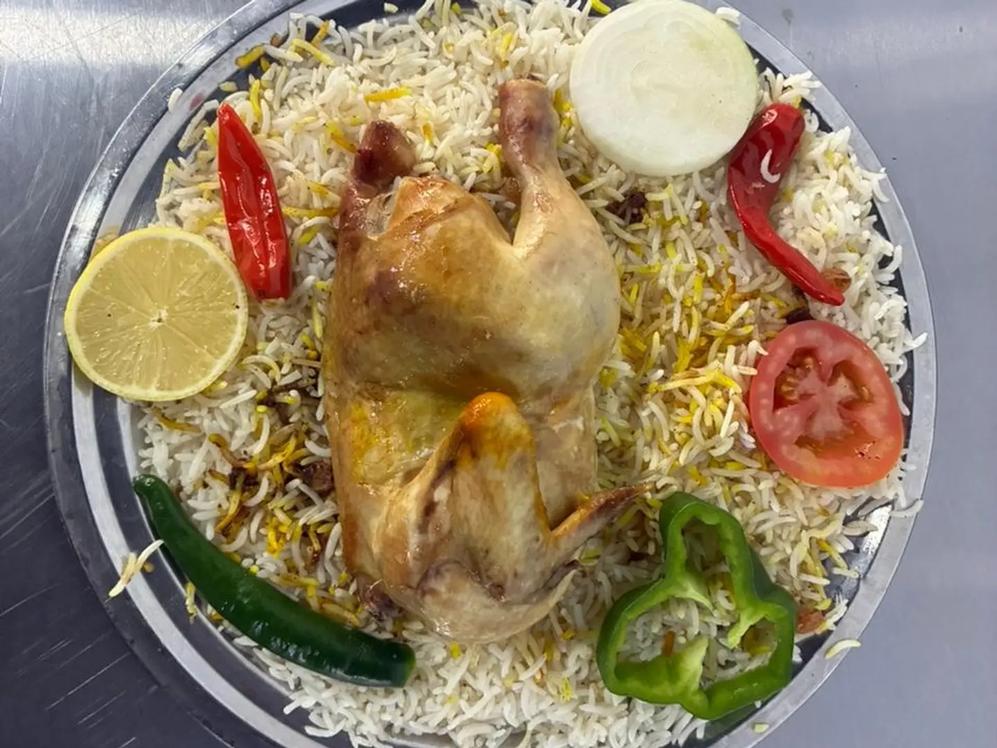 Madfoon Chicken With Hanneth Rice