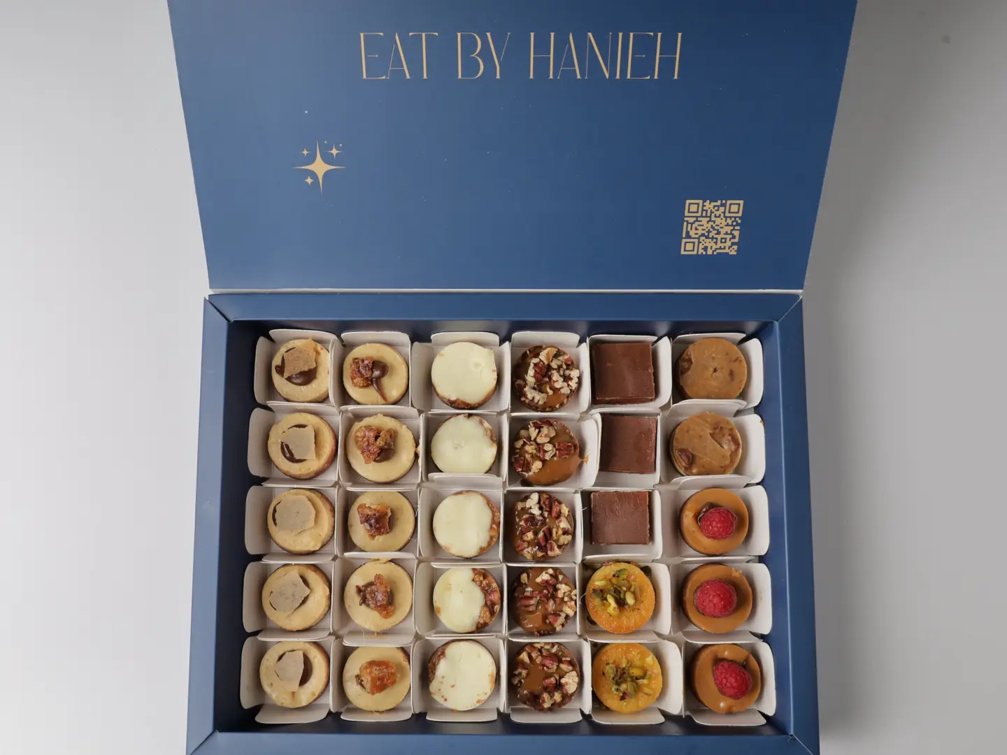 Mixed Mini Cheesecake Box (30 Pieces)