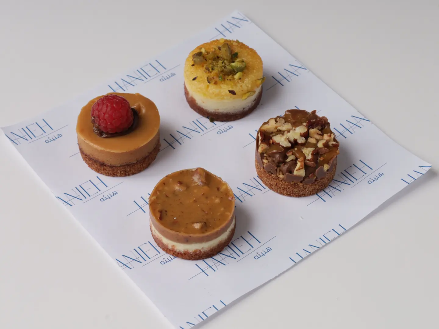 Mini Cheesecake Mix Box   4 Pieces