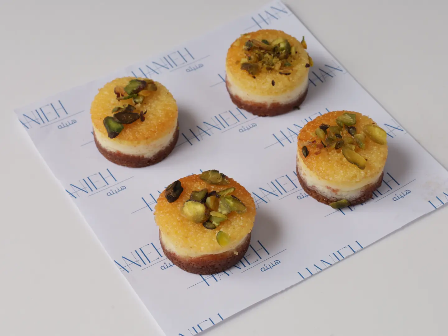 Basbousa Cheesecake (4 Pieces)