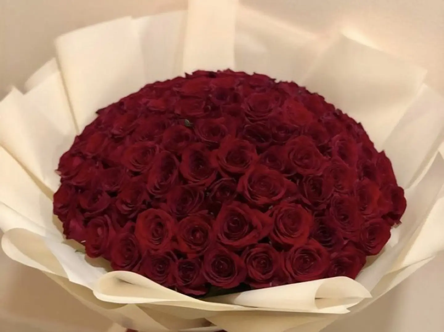 باقة ال 100 وردة