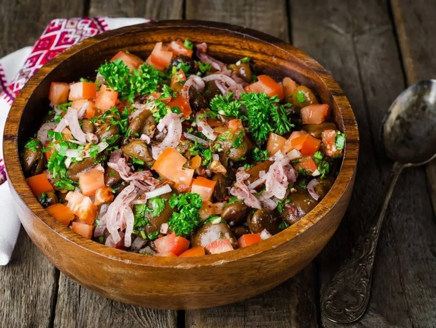 Fava Beans With Onions