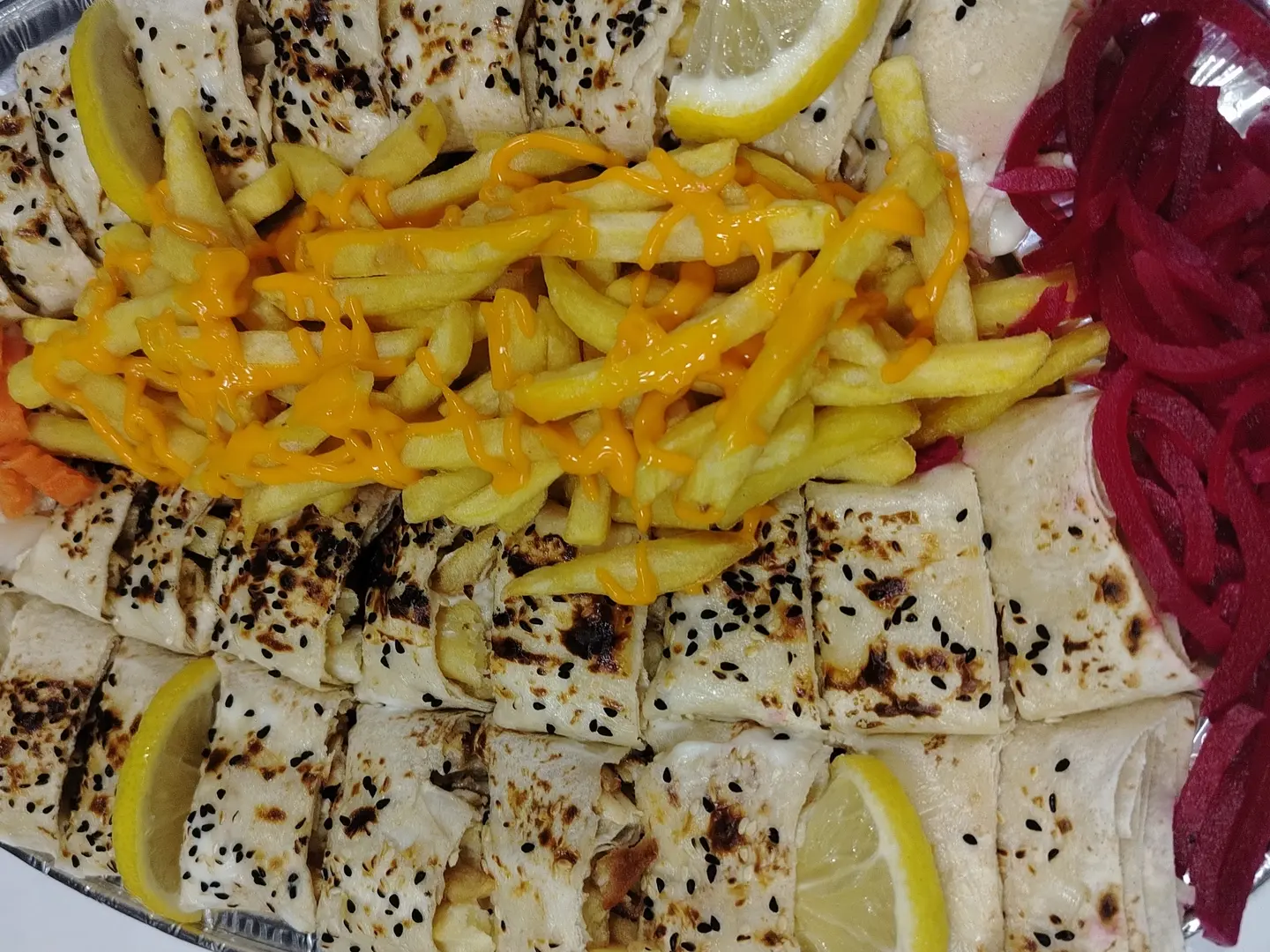 لورينا عائلي صغير