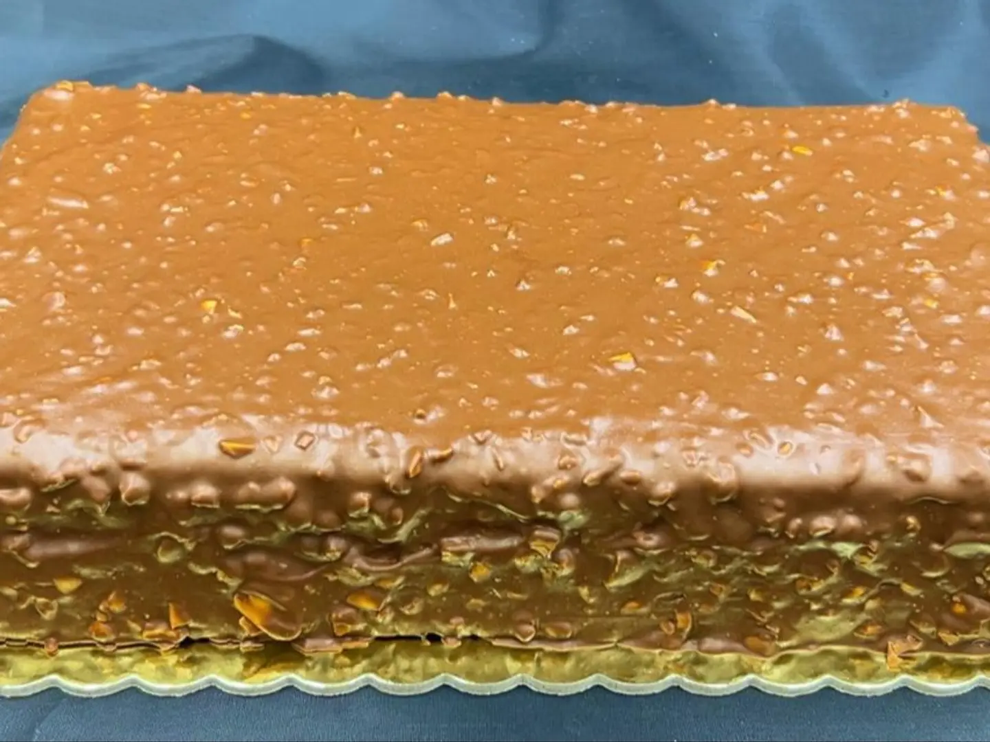 Large Rocher Cake