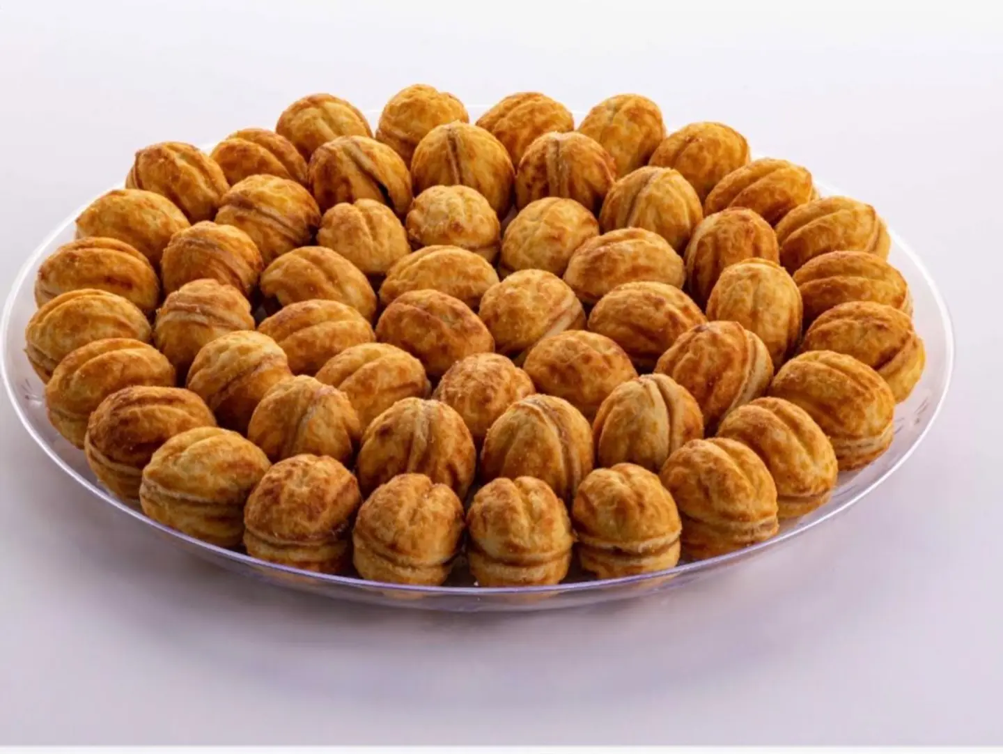 Walnut Stuffed With Caramel - Walnut Stuffed With Caramel