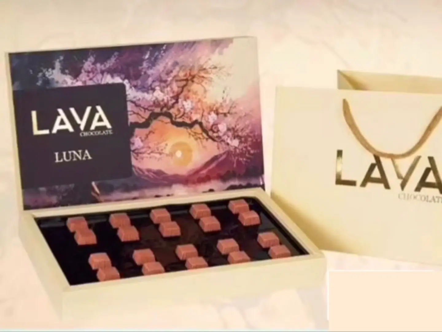 Lava Luna