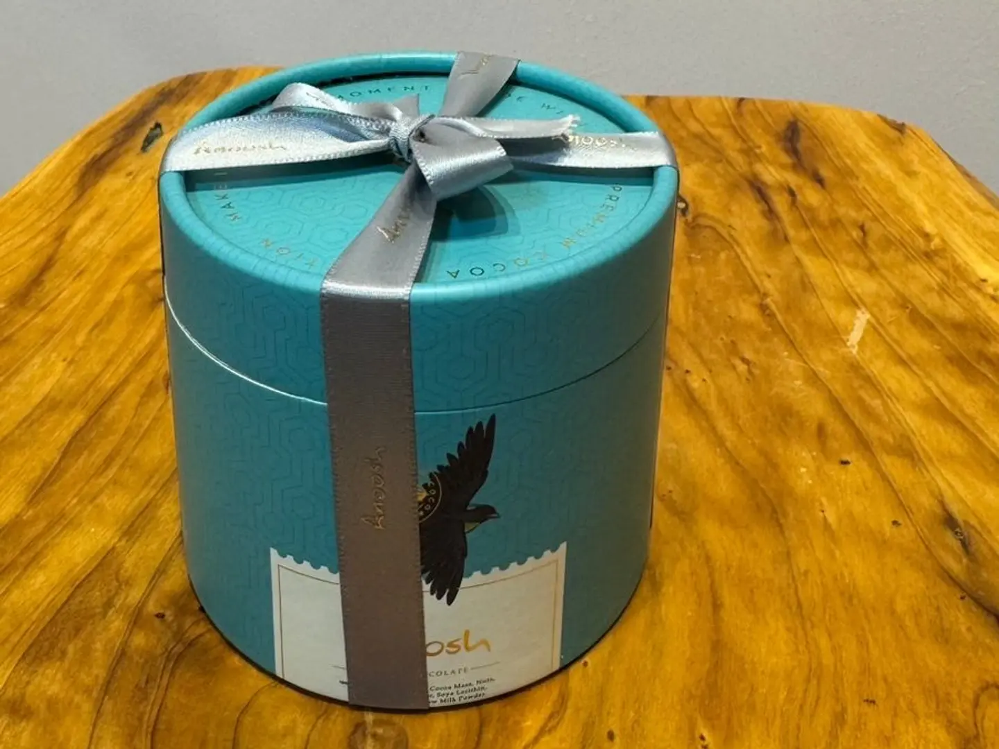 Anoush Blue Chocolate