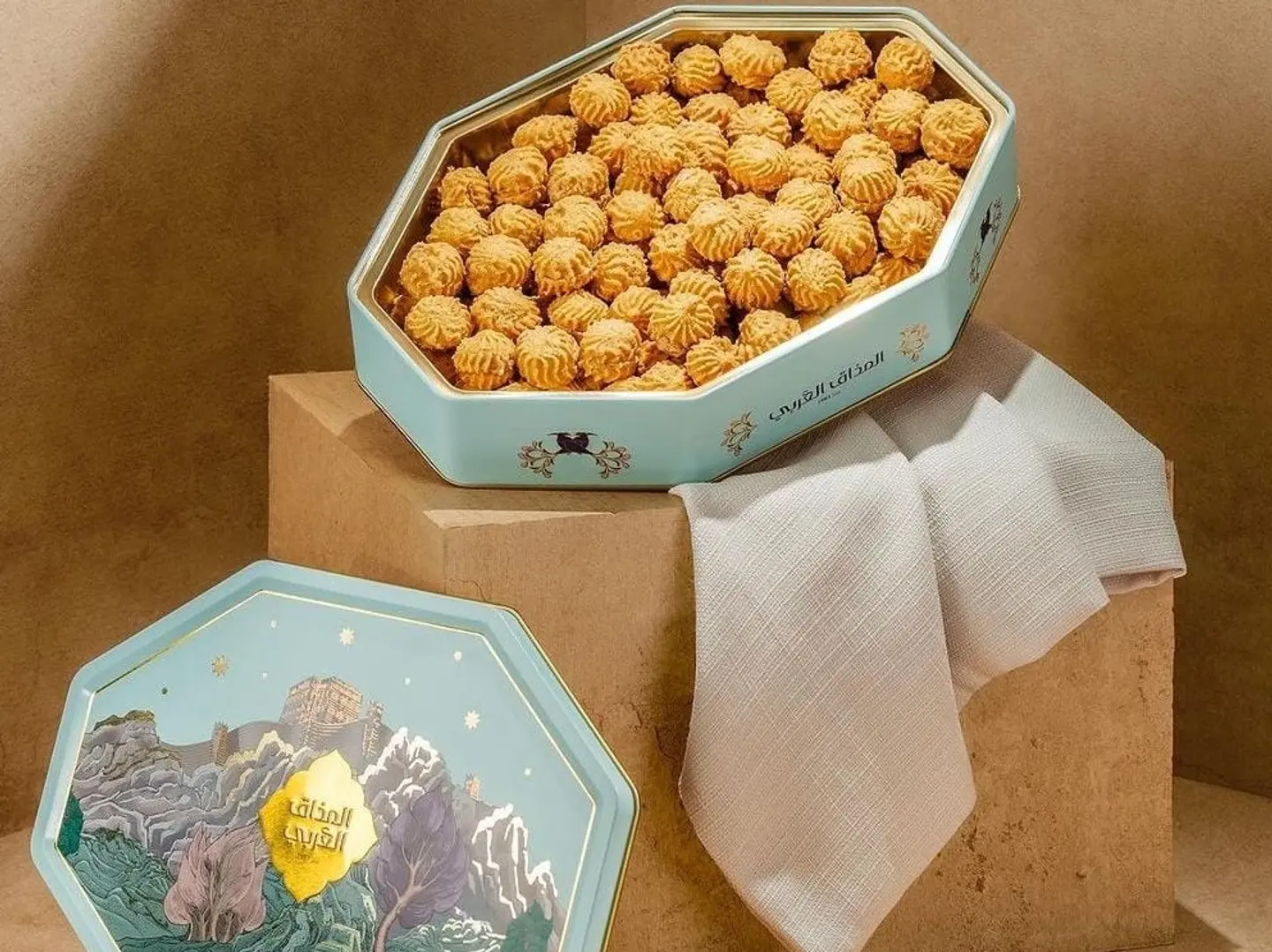 Cream Filled Petit Four