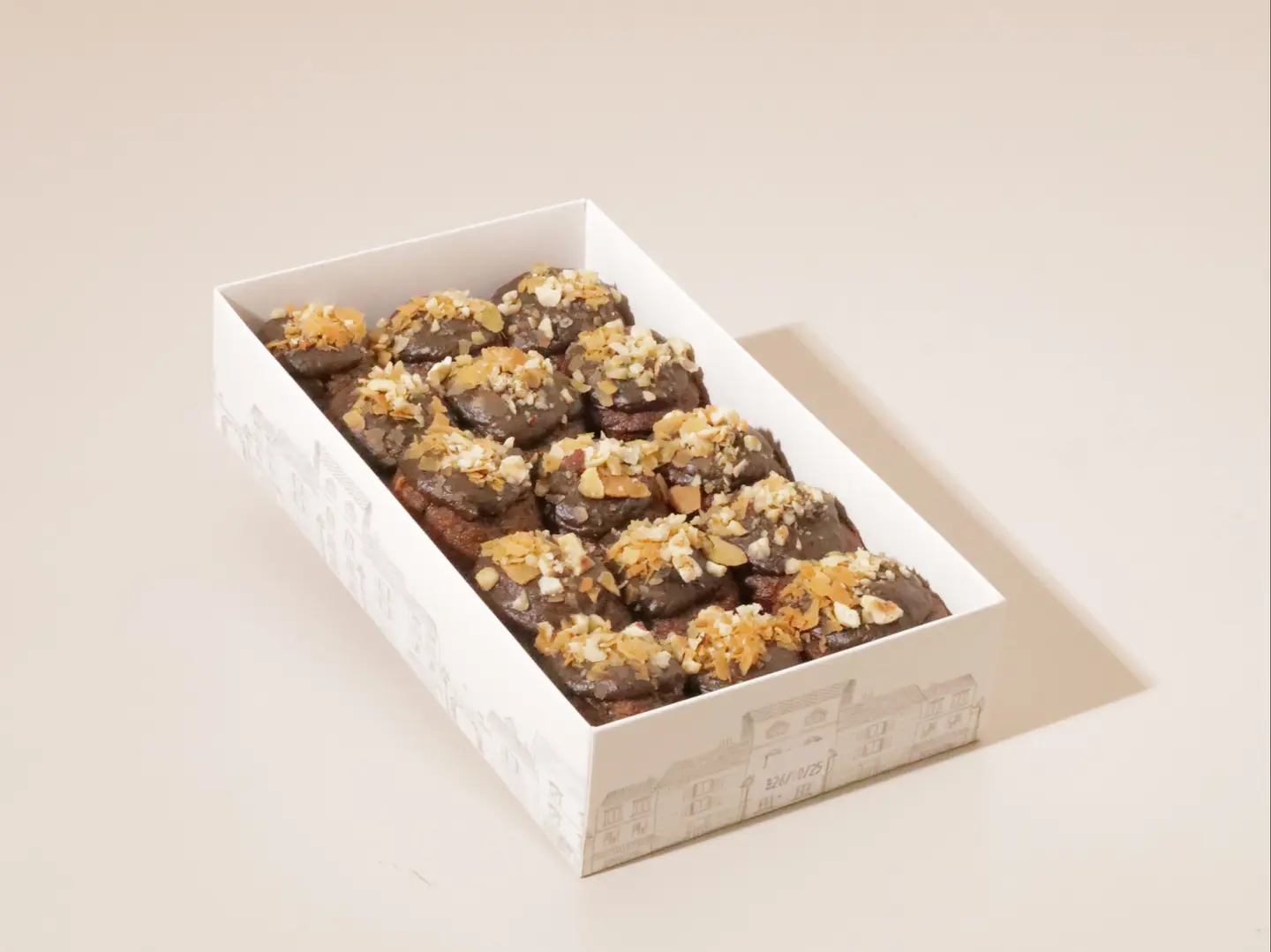 بوكس كيك تمر