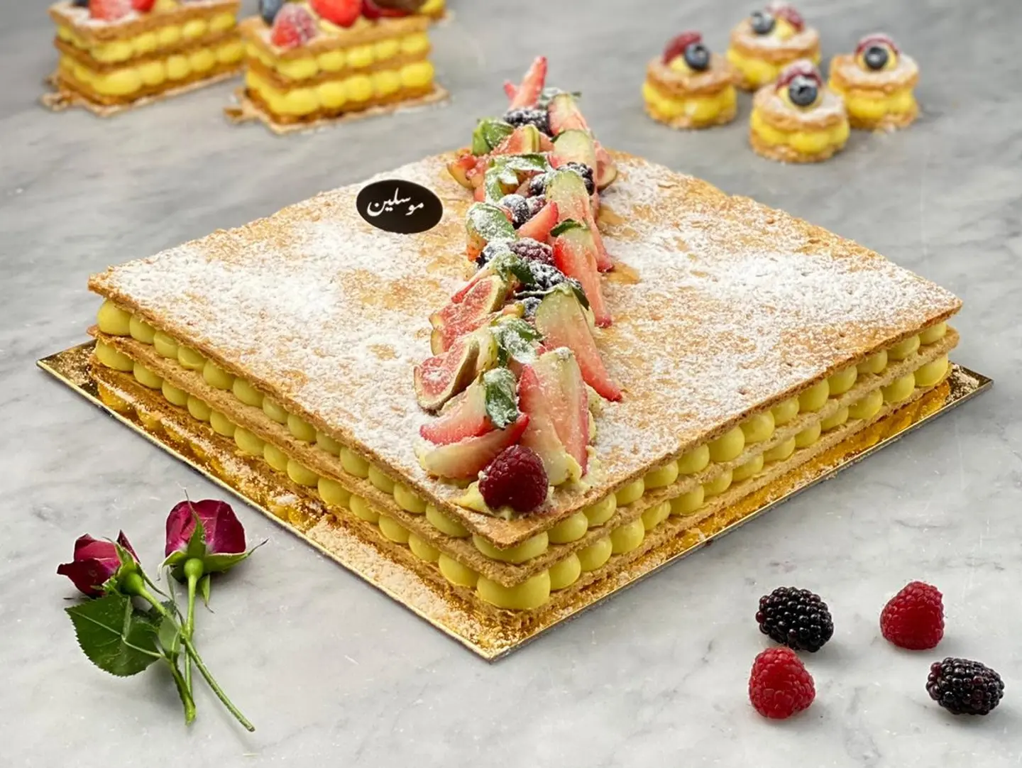 Mille Feuille Fruits 20×20 Cm