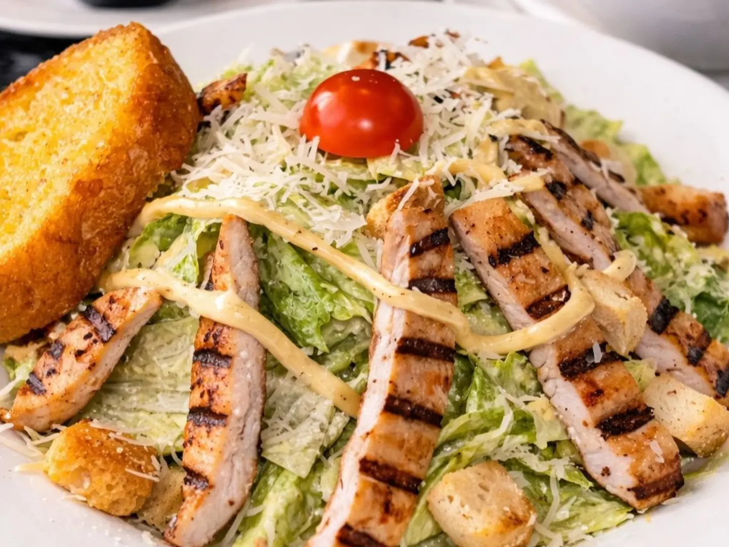 تشيكن سيزر سالاد