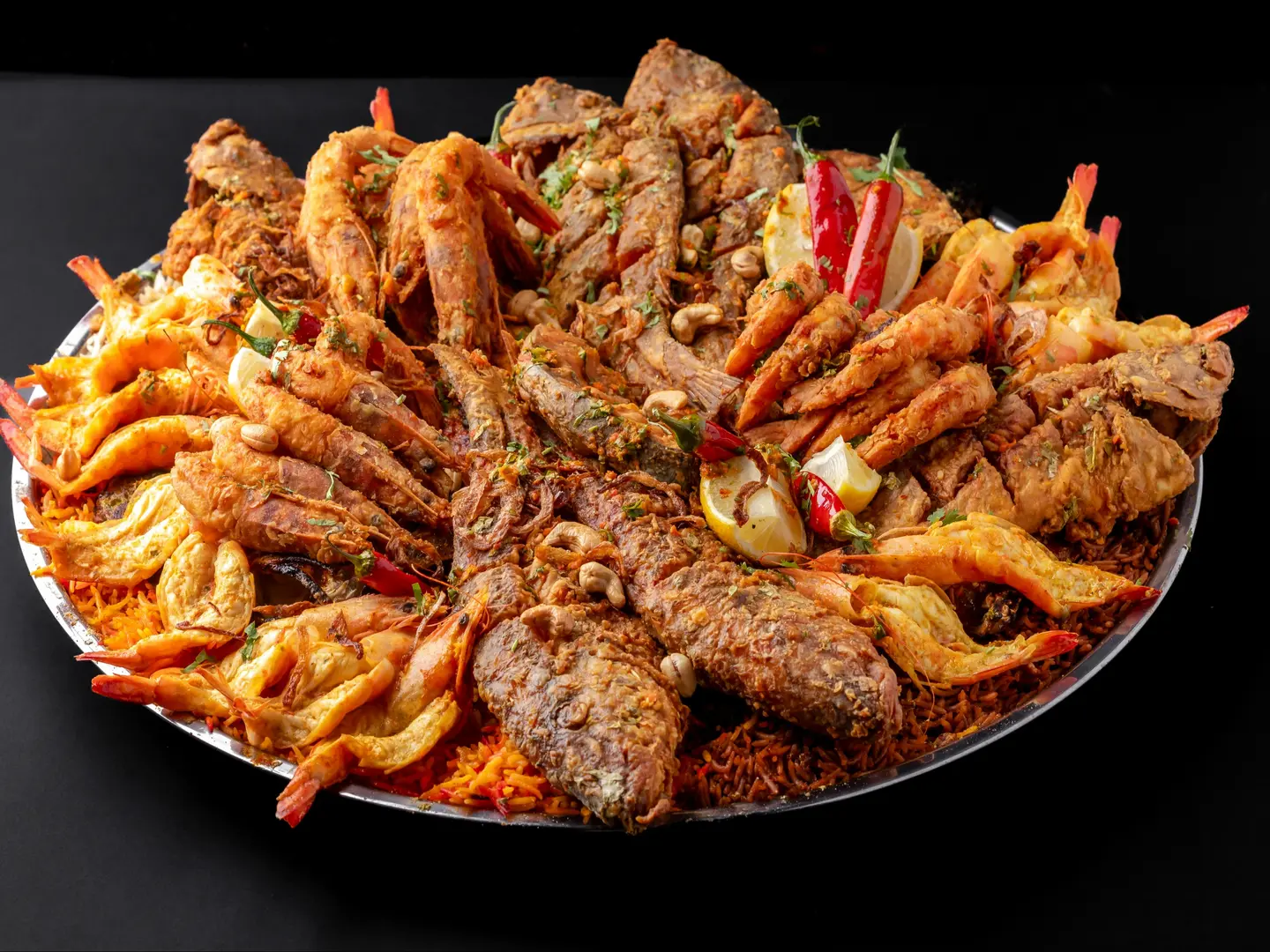 صينية بحرية 7 اشخاص