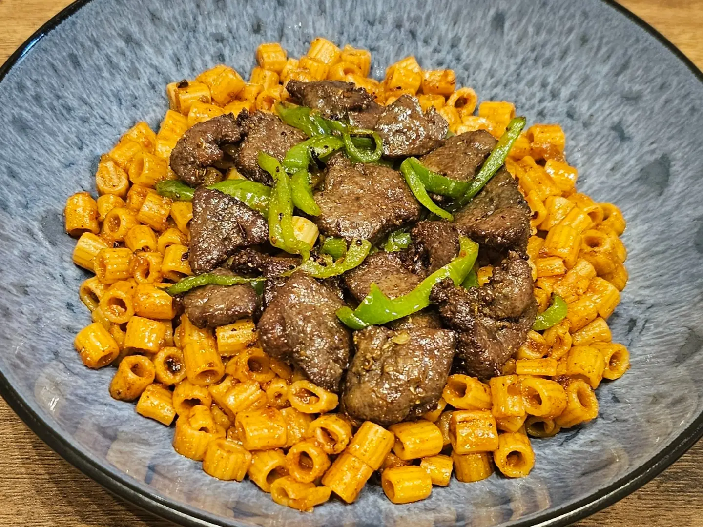 مكرونه بالكبده