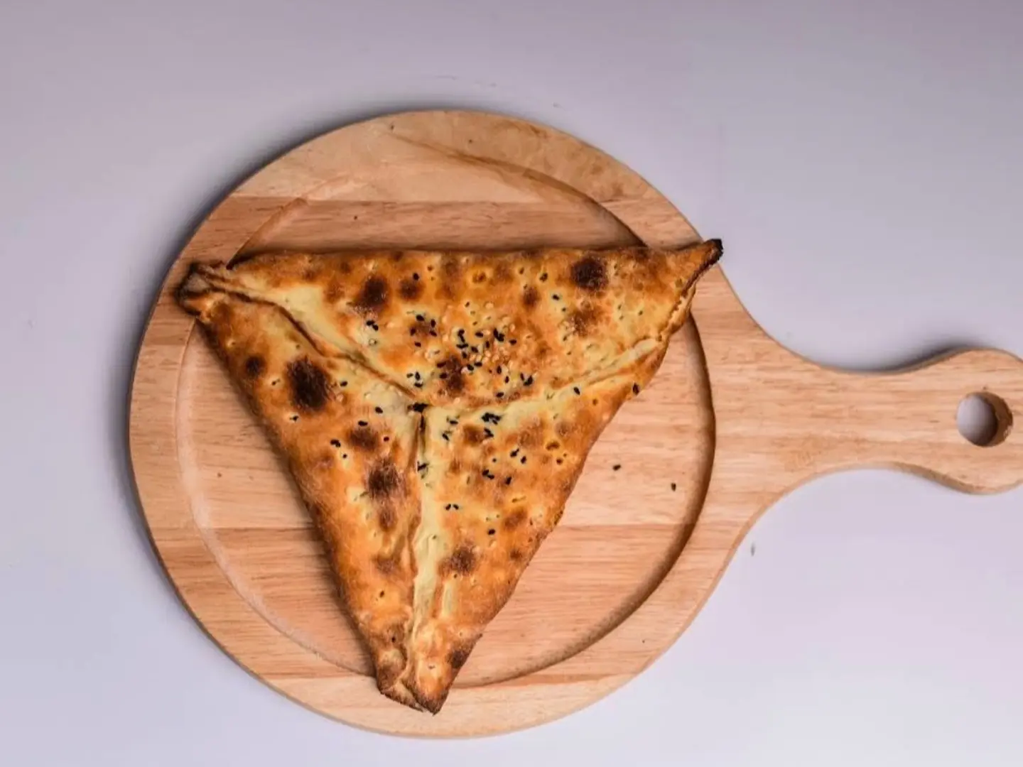 فطيرة سبانخ جبن موزاريلا