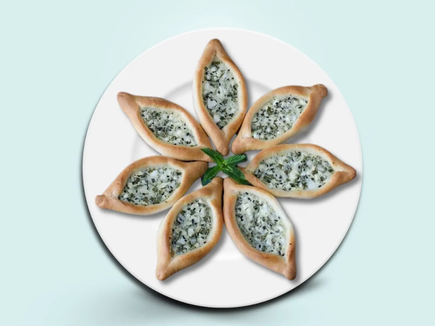 صحن معجنات مشكل