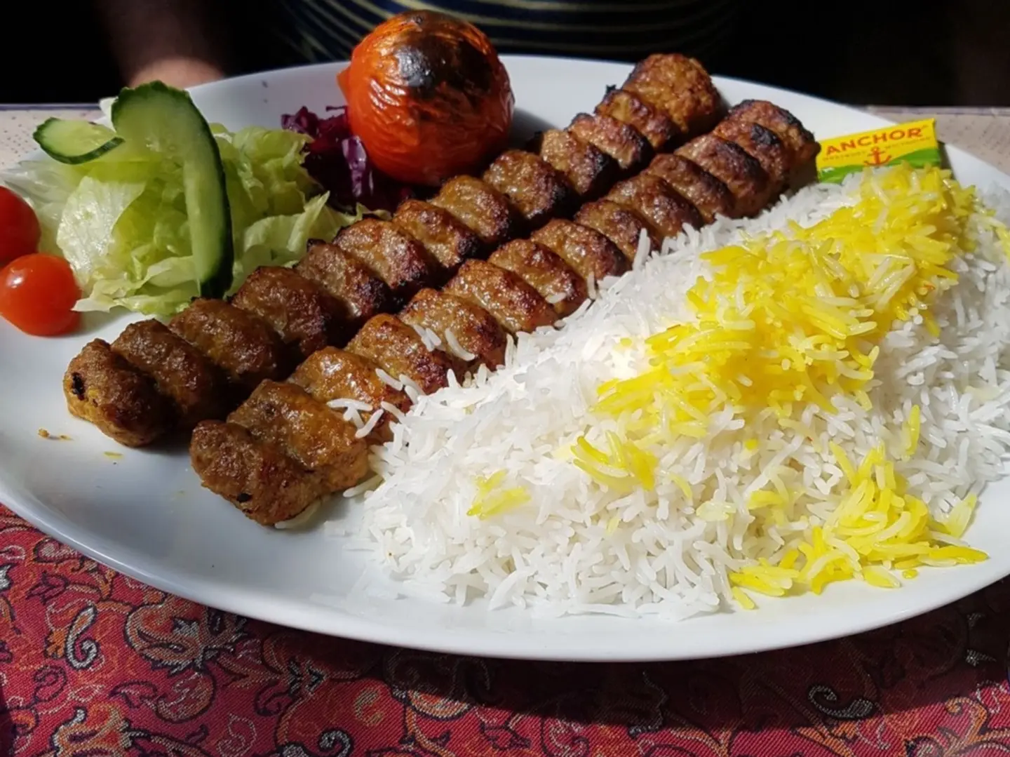 كباب ايراني مع الرز